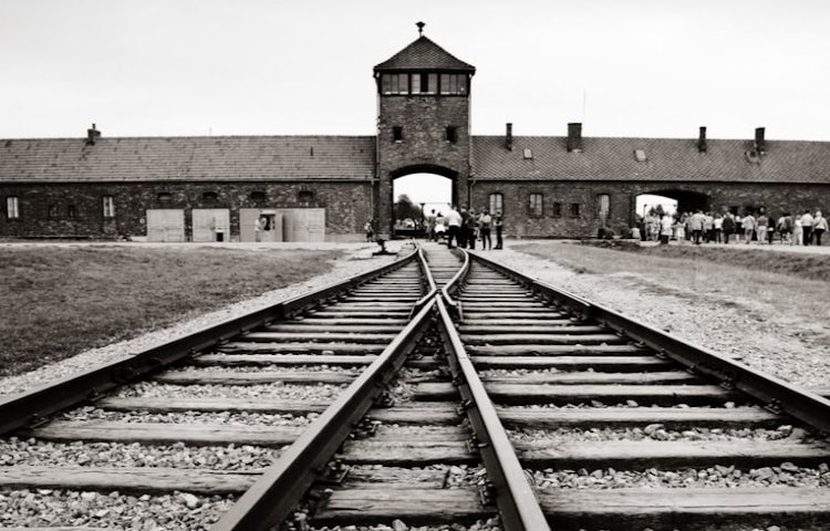 Qué fue el Holocausto? :: About Holocaust