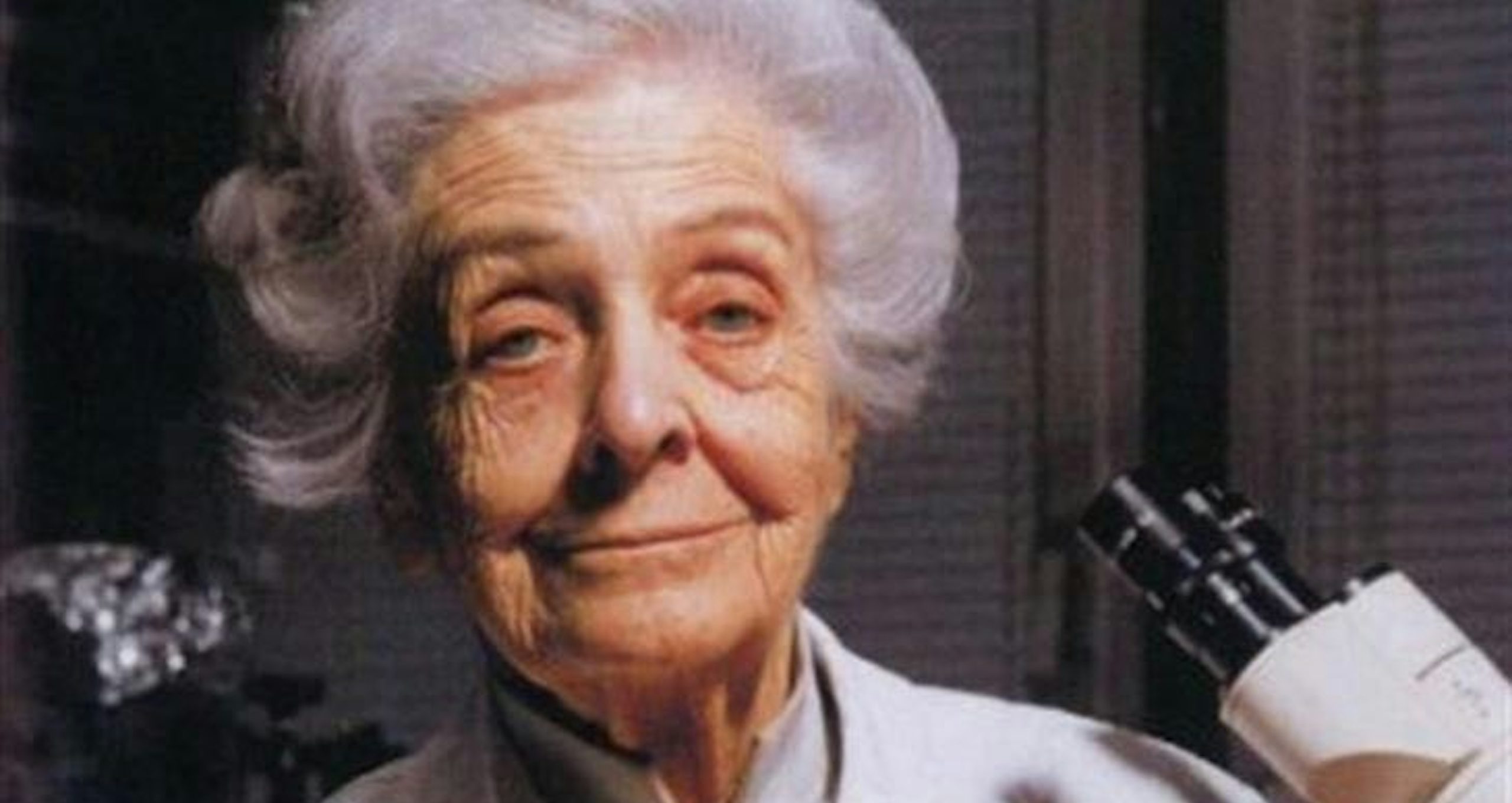 Via Rita Levi Montalcini 200 Rita Levi-Montalcini: Born Turin, Italy 1909 & Survived German Invasion